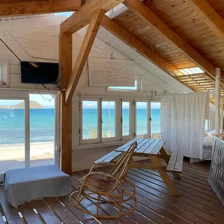 La Bella Hippie 1ª Linea Mediterraneo 25pax بيت للعطل