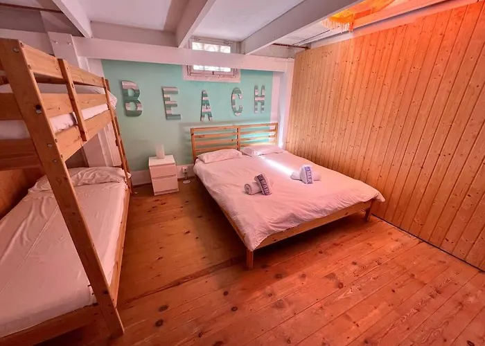 La Bella Hippie 1ª Linea Mediterraneo 25pax