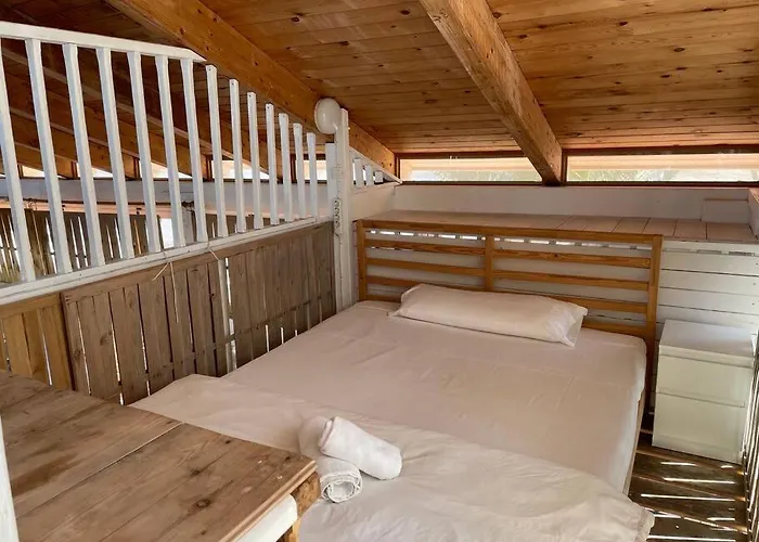 La Bella Hippie 1ª Linea Mediterraneo 25pax *