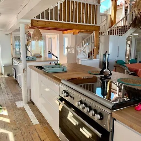 La Bella Hippie 1ª Linea Mediterraneo 25pax Ferienhaus