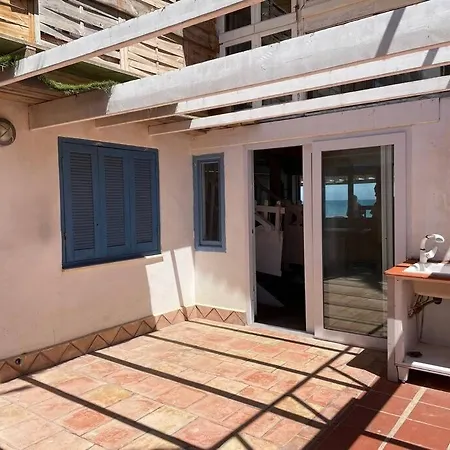 La Bella Hippie 1ª Linea Mediterraneo 25pax *