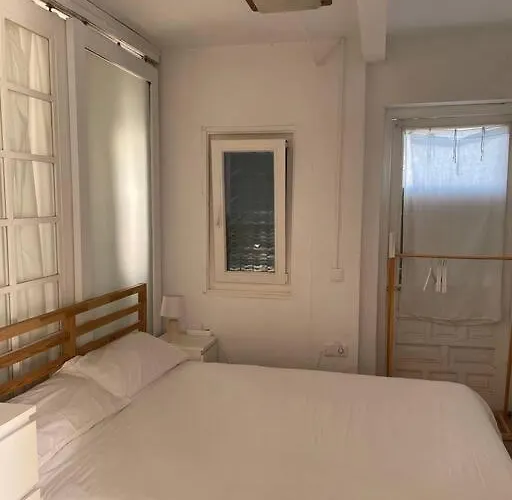 La Bella Hippie 1ª Linea Mediterraneo 25pax