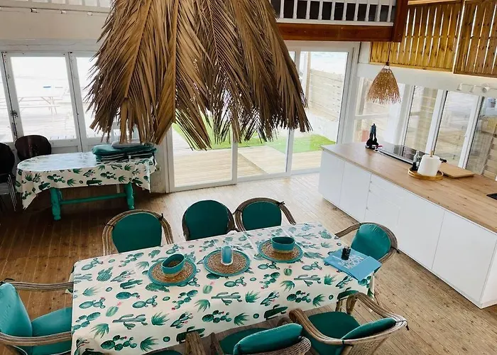 La Bella Hippie 1ª Linea Mediterraneo 25pax La Manga