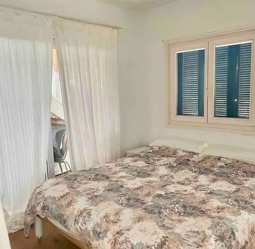 La Bella Hippie 1ª Linea Mediterraneo 25pax Feriehus La Manga