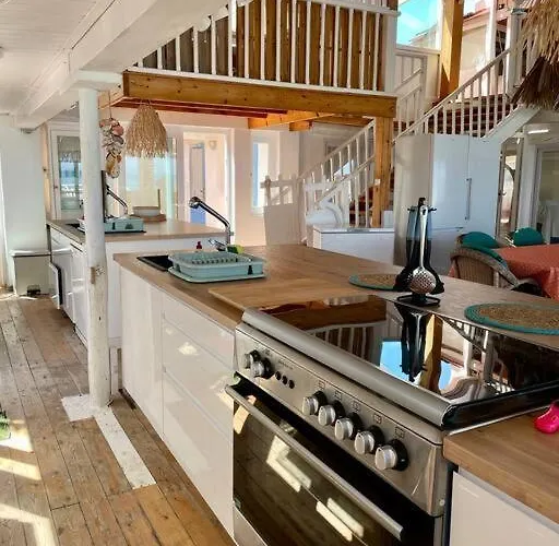 La Bella Hippie 1ª Linea Mediterraneo 25pax Semesterbostad