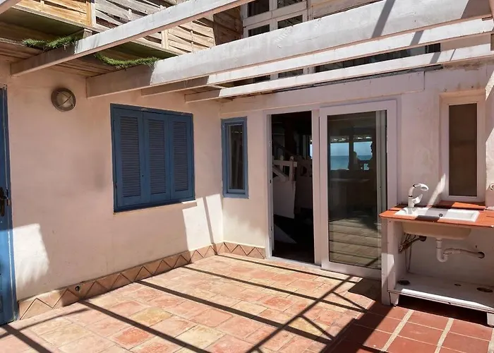 La Bella Hippie 1ª Linea Mediterraneo 25pax *